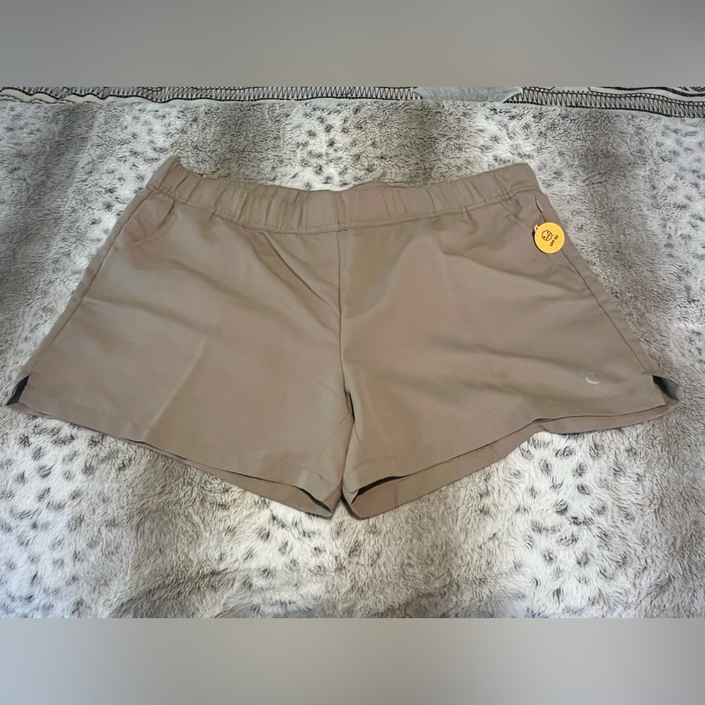 NWT- Brand New with Tags XXL Magellan Shorts